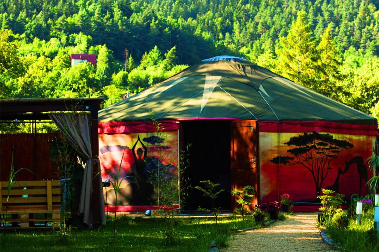 Aloha Glamp - Okragle Domki Przy Rzece - Balia I Sauna - Energylandia Zagornik ภายนอก รูปภาพ