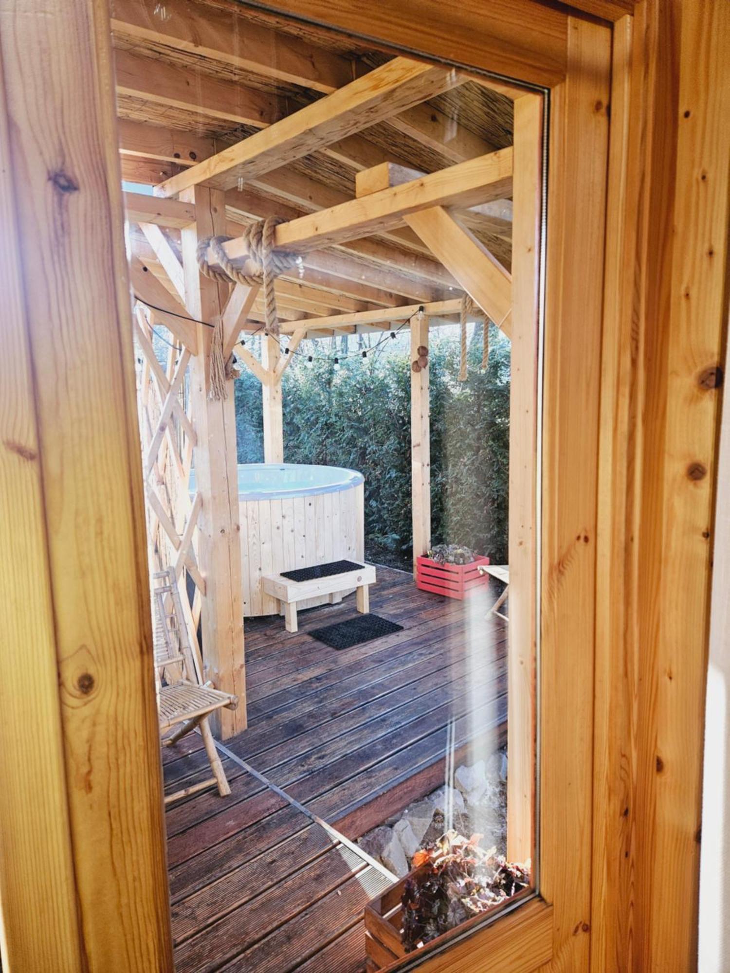 Aloha Glamp - Okragle Domki Przy Rzece - Balia I Sauna - Energylandia Zagornik ภายนอก รูปภาพ